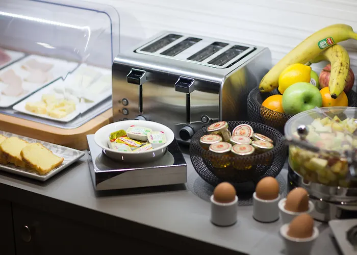 Отель Montmartre Париж