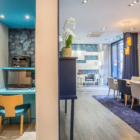 Montmartre Szálloda 3*