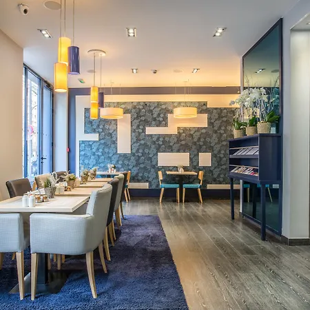Montmartre Hotel Paris