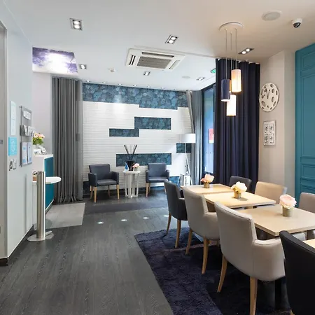 Hotel Montmartre 3*