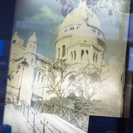 Hotel Montmartre Paris
