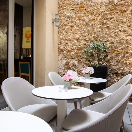 Hotel Montmartre 3*