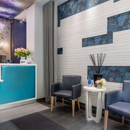 Montmartre Hotel 3*